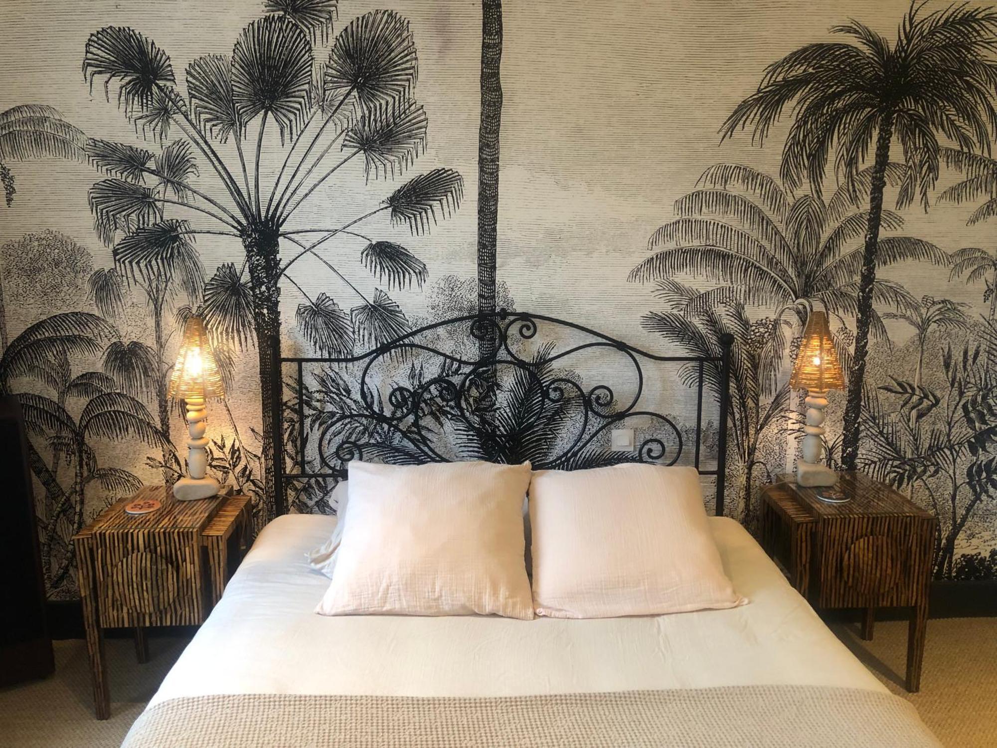 L'Heure Bleue Bed & Breakfast Saintes Dış mekan fotoğraf