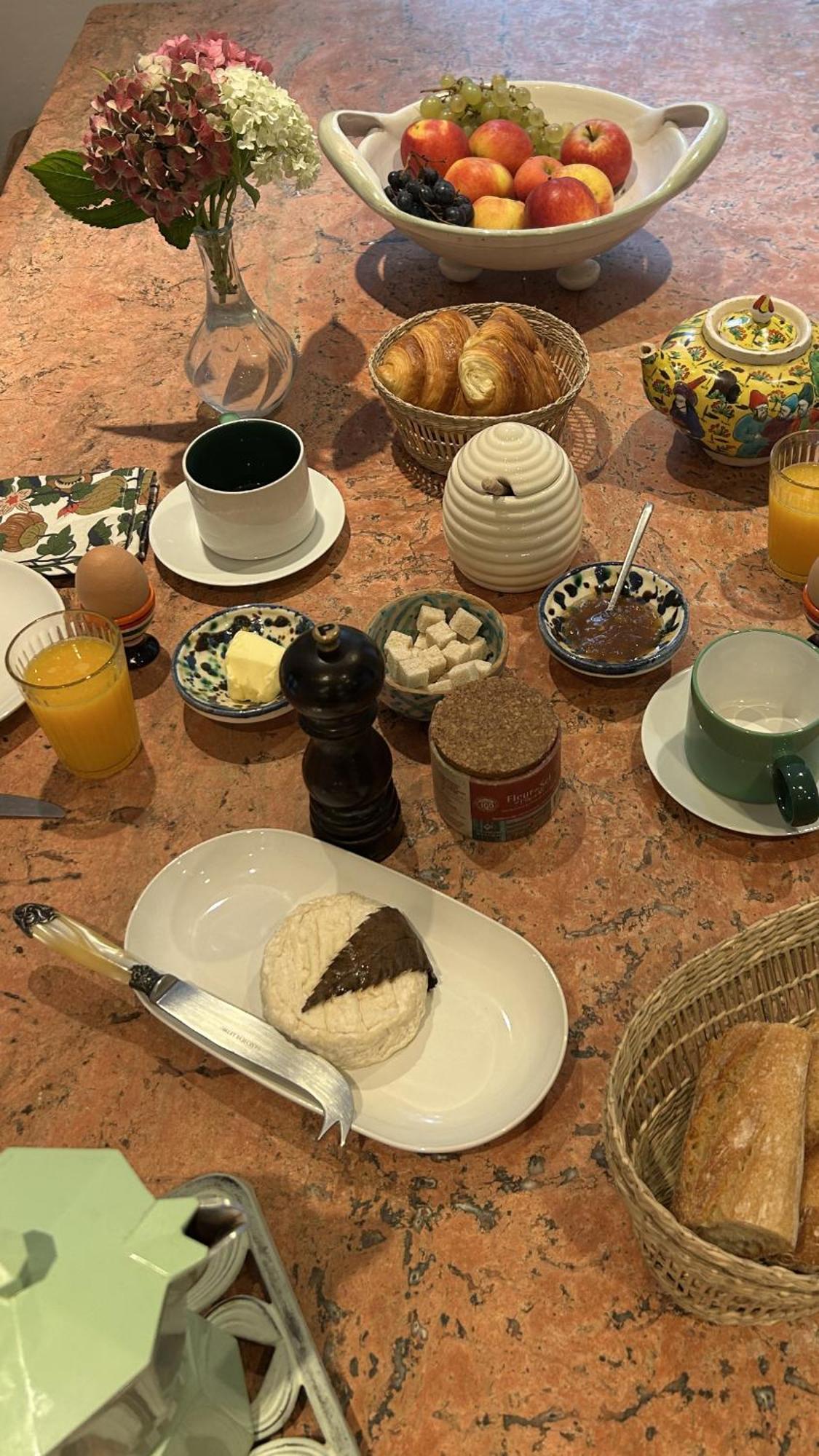 L'Heure Bleue Bed & Breakfast Saintes Dış mekan fotoğraf